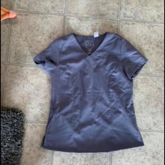 Nurse scrubs pants and tops - Picture 2 of 6